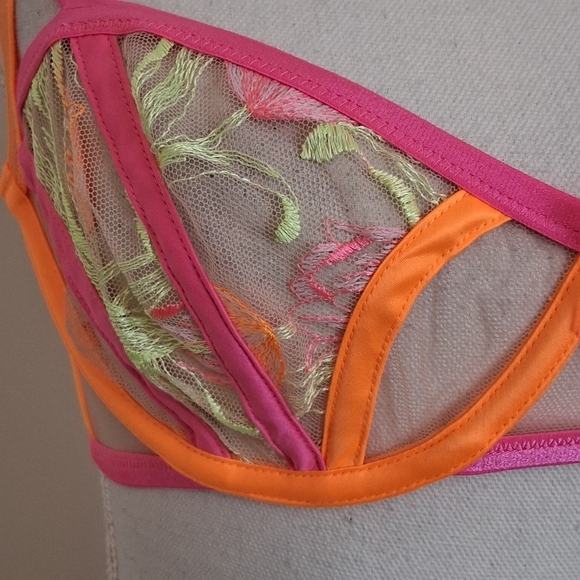 For Love And Lemons Tulip Bra Size Medium NWOT - Picture 6 of 10